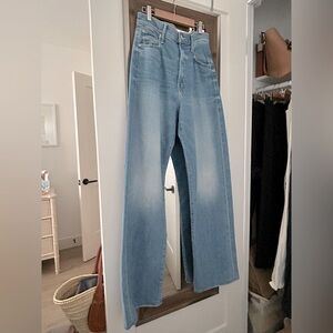 MOTHER denim Lasso Heel Jeans